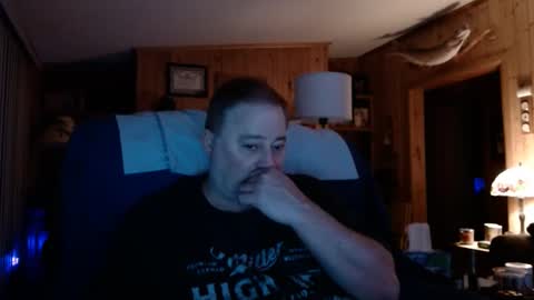 Snapshot of bigthicksatisfying2 chatting on 02.21.25 bigthicksatisfying2 online show from 02.21.25
