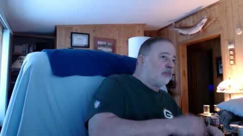 Snapshot of bigthicksatisfying2 chatting on 03.05.25 bigthicksatisfying2 online show from 03.05.25