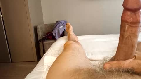 Snapshot of bigukphallus chatting on 06.02.26 bigukphallus online show from 06.02.26