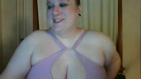 Snapshot of bigwheeliestyle chatting on 11.14.25 Lady of the WHEEL online show from 11.14.25