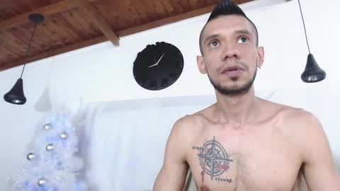 Snapshot of bigzehuz chatting on 12.12.24 andres online show from 12.12.24