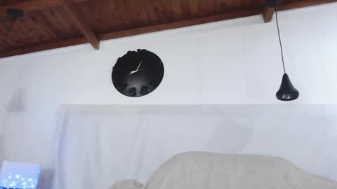 Snapshot of bigzehuz chatting on 01.27.25 andres online show from 01.27.25