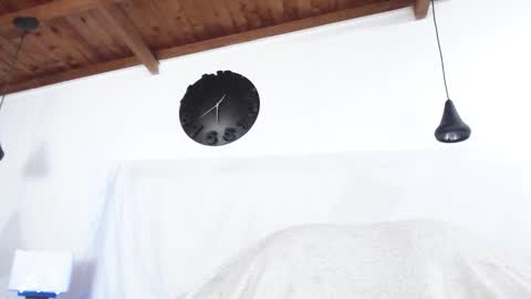 Snapshot of bigzehuz chatting on 02.20.25 andres online show from 02.20.25