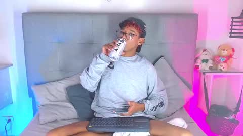 B-I-L-L-I-E 3 online show from 09.29.25