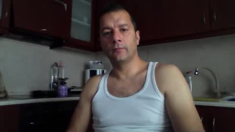 Snapshot of billos26 chatting on 06.04.26 billys greece online show from 06.04.26
