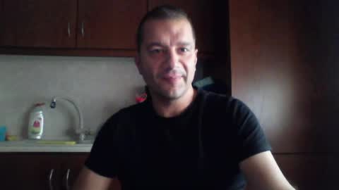 Snapshot of billos26 chatting on 06.25.26 billys greece online show from 06.25.26