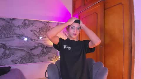 Sam online show from 02.05.26