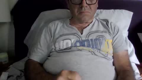 Snapshot of billydubs chatting on 10.22.25 billydubs online show from 10.22.25