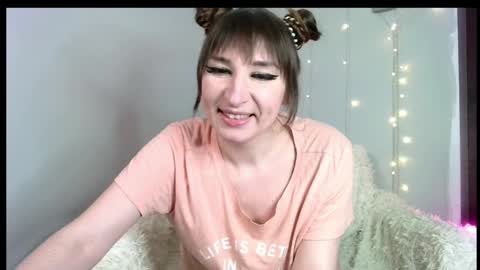 birdie_kiss online show from 04.17.26