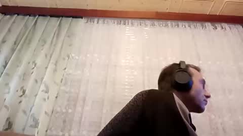 Snapshot of bishopalone2021 chatting on 12.09.24 Zdenek online show from 12.09.24