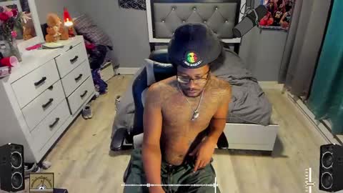 Snapshot of blaccanalmatters chatting on 02.23.25 Plant Base Streamers From Pennsylvania online show from 02.23.25