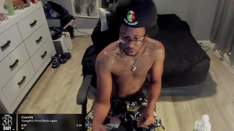 Plant Base Streamers From Pennsylvania online show from 11.17.25