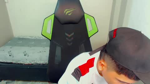 Black diamondd  online show from 04.18.26