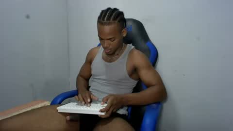 Snapshot of black_dicck chatting on 06.26.26 tu morenito online show from 06.26.26