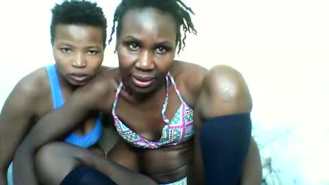 Snapshot of black_divas1 chatting on 03.04.26 black_divas1 online show from 03.04.26