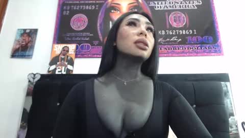 Snapshot of black_eyestattoo chatting on 02.10.25 karenth soto online show from 02.10.25