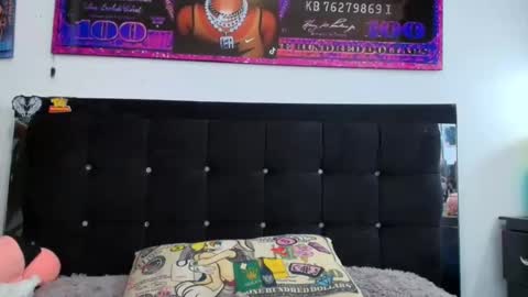 Snapshot of black_eyestattoo chatting on 10.16.25 karenth soto online show from 10.16.25