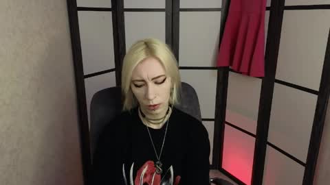 Snapshot of black_orchides chatting on 05.25.26 Emily online show from 05.25.26