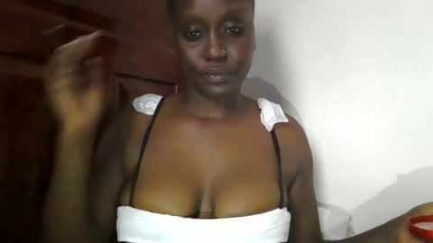 Snapshot of black_paanther chatting on 10.08.25 black_paanther online show from 10.08.25