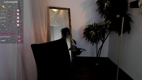 Mon Mon online show from 02.19.25