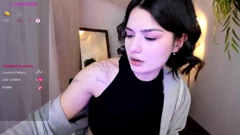 Mon Mon online show from 03.07.25