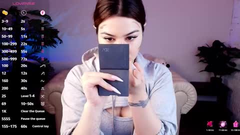 Mon Mon online show from 02.08.26