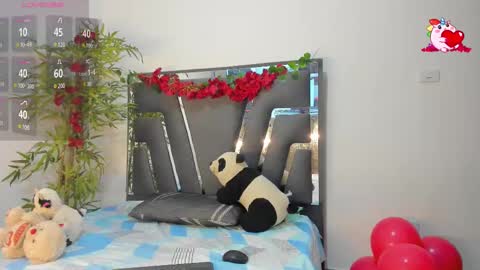Snapshot of black_rose02 chatting on 02.16.25 B L A C K  R O S E  online show from 02.16.25