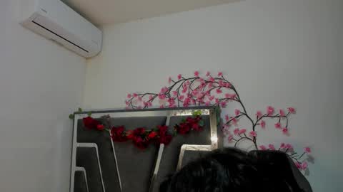 Snapshot of black_rose02 chatting on 10.05.25 B L A C K  R O S E  online show from 10.05.25