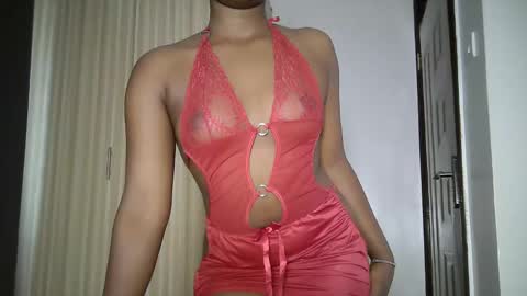 Snapshot of black_rosey chatting on 05.06.26 veraa online show from 05.06.26