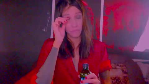 Snapshot of black_sswan chatting on 10.27.25 Kristin online show from 10.27.25