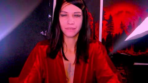 Snapshot of black_sswan chatting on 11.02.25 Kristin online show from 11.02.25