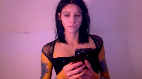 Snapshot of black_sswan chatting on 12.22.25 Kristin online show from 12.22.25