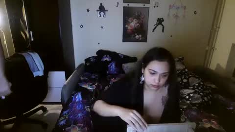 blackandwhiteboy6 online show from 12.31.24