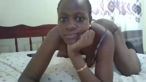 Snapshot of blackbarbiel chatting on 10.15.25 blackbarbiel online show from 10.15.25