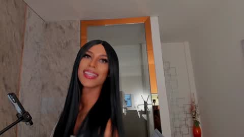 Nina online show from 12.02.24