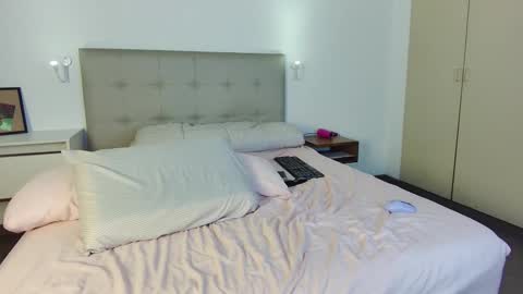 Angye online show from 12.19.25