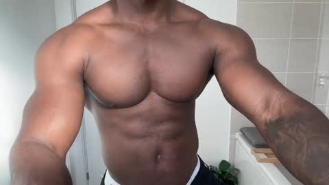 Snapshot of blackdaddygemini chatting on 05.06.26 Blackgeminidude online show from 05.06.26