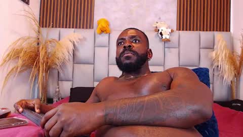 Black Emperador online show from 11.06.25