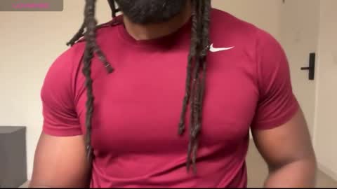 Snapshot of blackmuscles77 chatting on 03.03.26 blackmuscles77 online show from 03.03.26