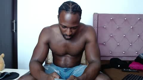 Snapshot of blacknikes chatting on 12.30.24 Twtter 1MikeBeckford            Onlyfns beckfordmike online show from 12.30.24