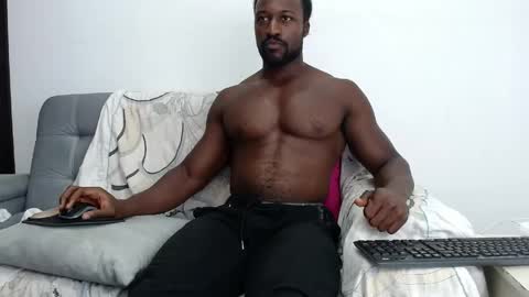 Twtter 1MikeBeckford            Onlyfns beckfordmike online show from 04.18.26