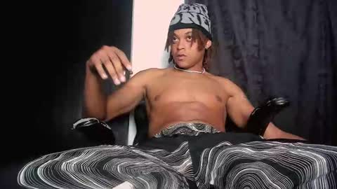 everyday STREAM 11PM COLOMBIAN HOUR online show from 03.03.26