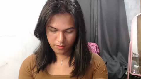 Snapshot of blackpinayts chatting on 10.28.25 Ellez online show from 10.28.25