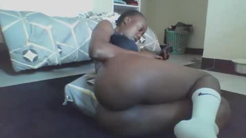 Lorraine online show from 10.18.25