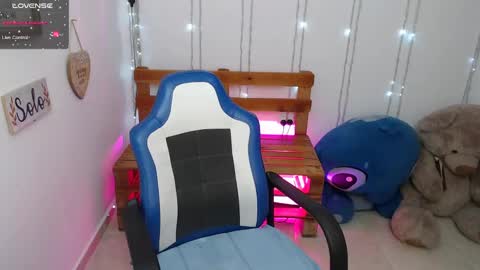 blackqueen_18 online show from 12.13.24