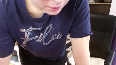 Z O E Y online show from 12.03.25