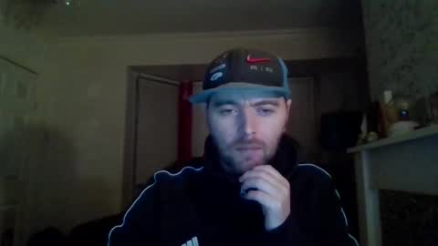 blackvswhite2022 online show from 01.03.25