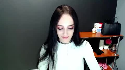 Ivy online show from 01.08.25