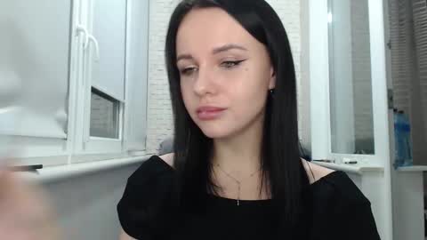 Snapshot of blairyates chatting on 10.23.25 BlairYates online show from 10.23.25