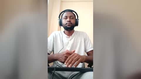 Snapshot of blakchiise chatting on 05.27.26 blakchiise online show from 05.27.26
